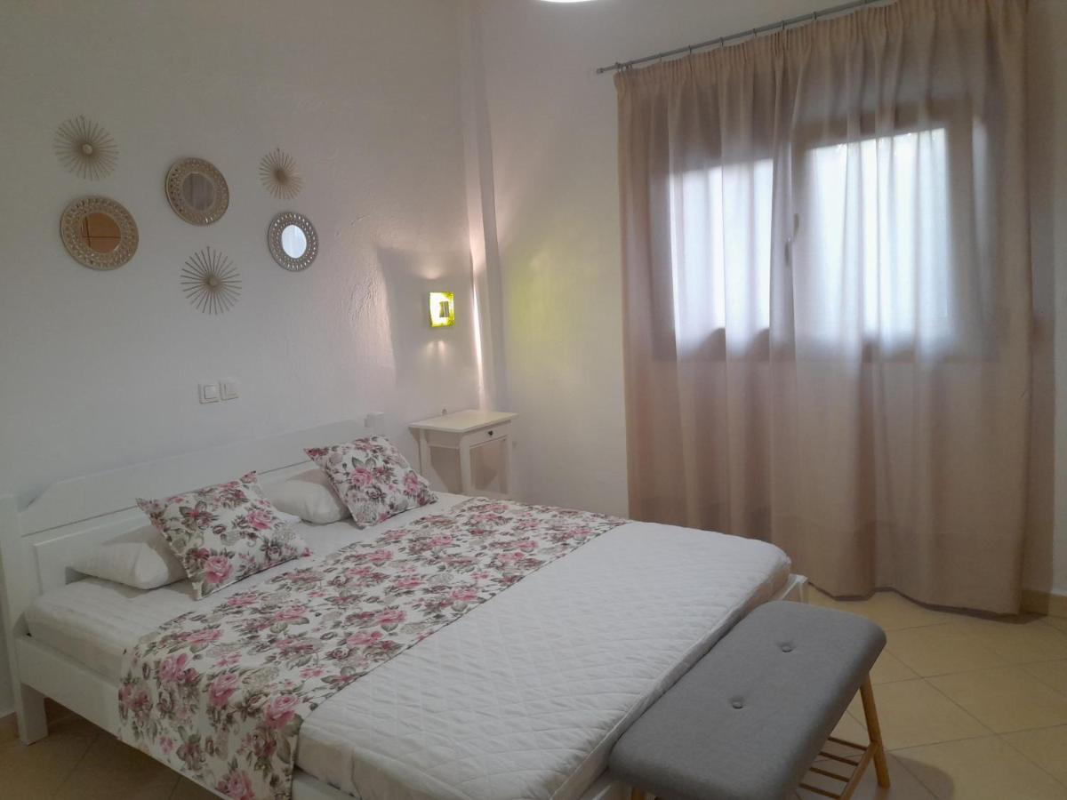 Afroditis House Ормос Пангиас Екстериор снимка
